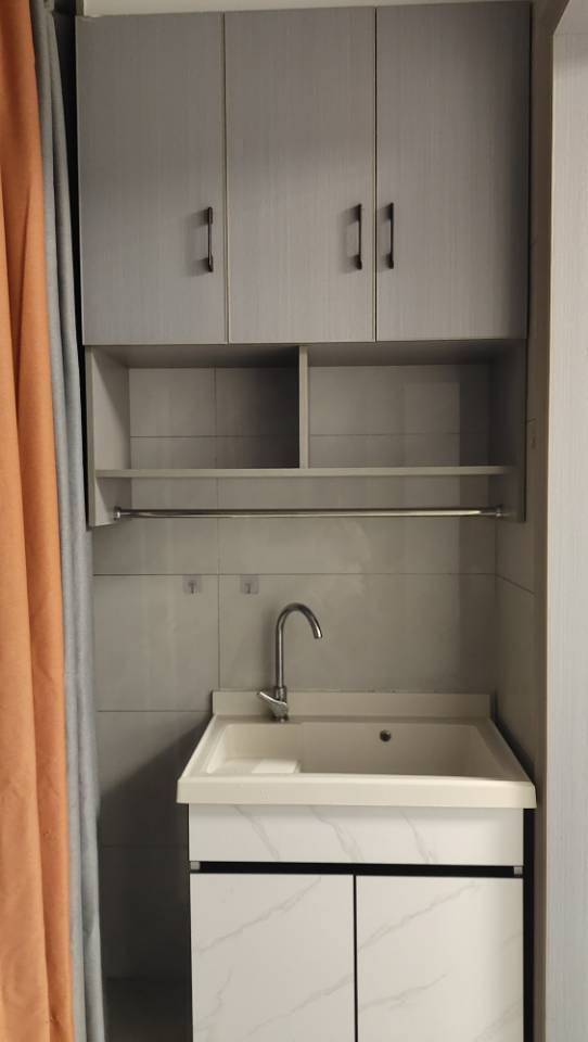 殷王小区 随时看房·