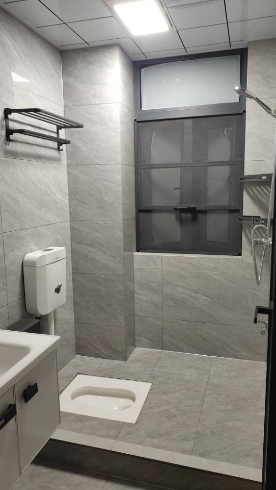 殷王小区 随时看房·