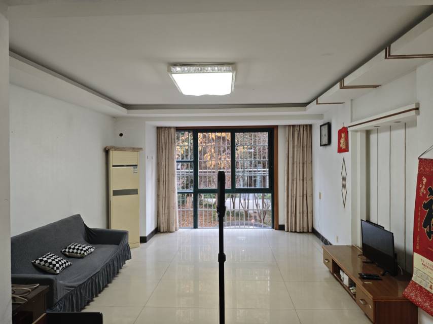 中誉现代城 3居室 3600元/月