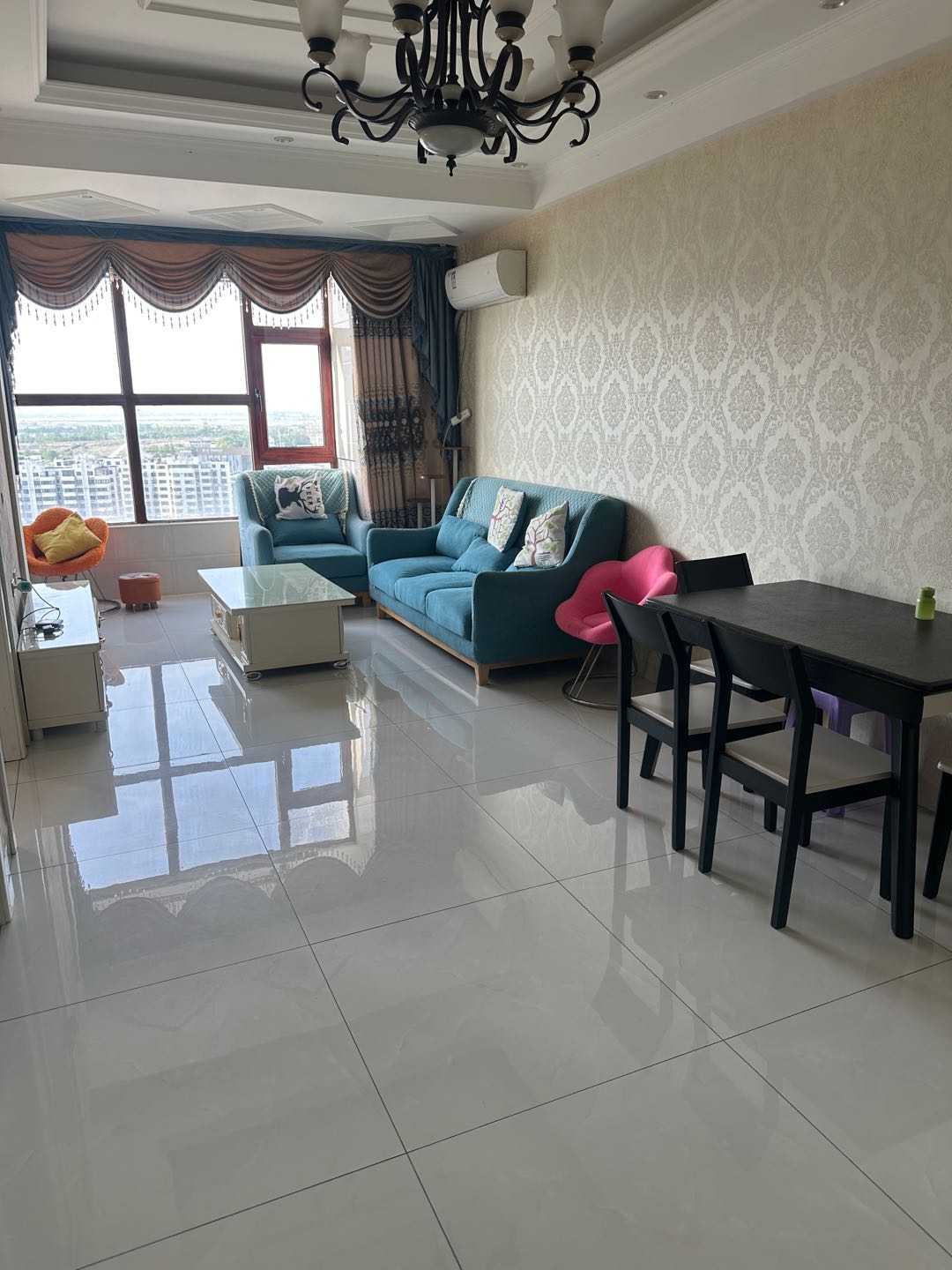 尚城公寓 2居室 1500元/月