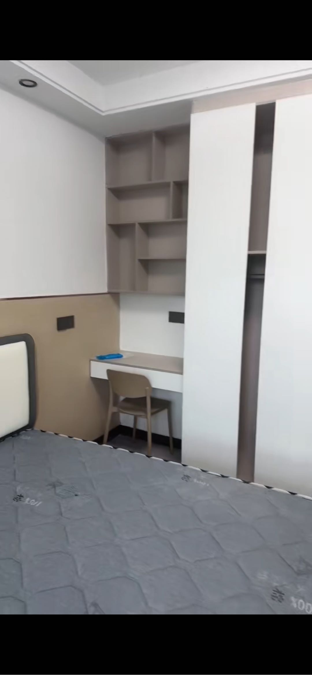 清辉东苑 1居室 1450元/月