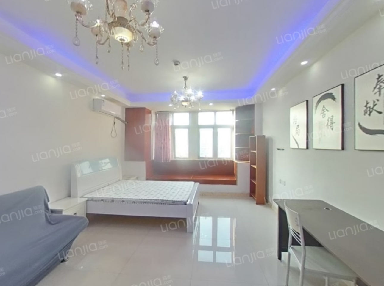 丁兰广场 1居室 2000元/月