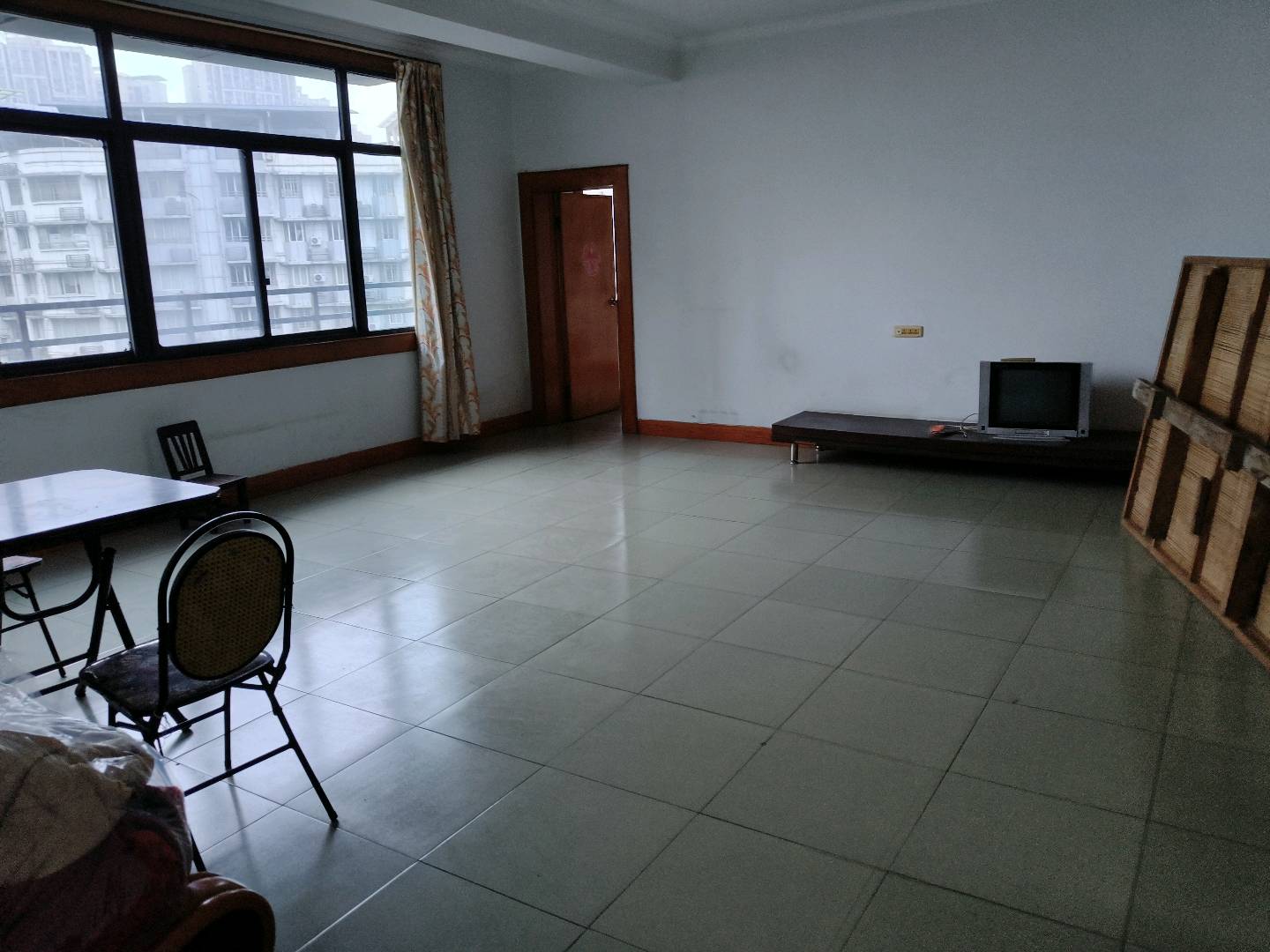 林业大厦 3居室 500元/月