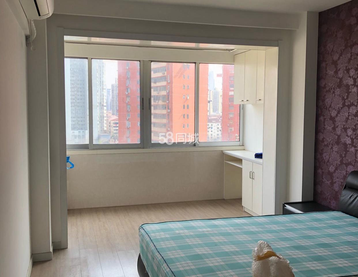 朝阳大楼 随时看房·