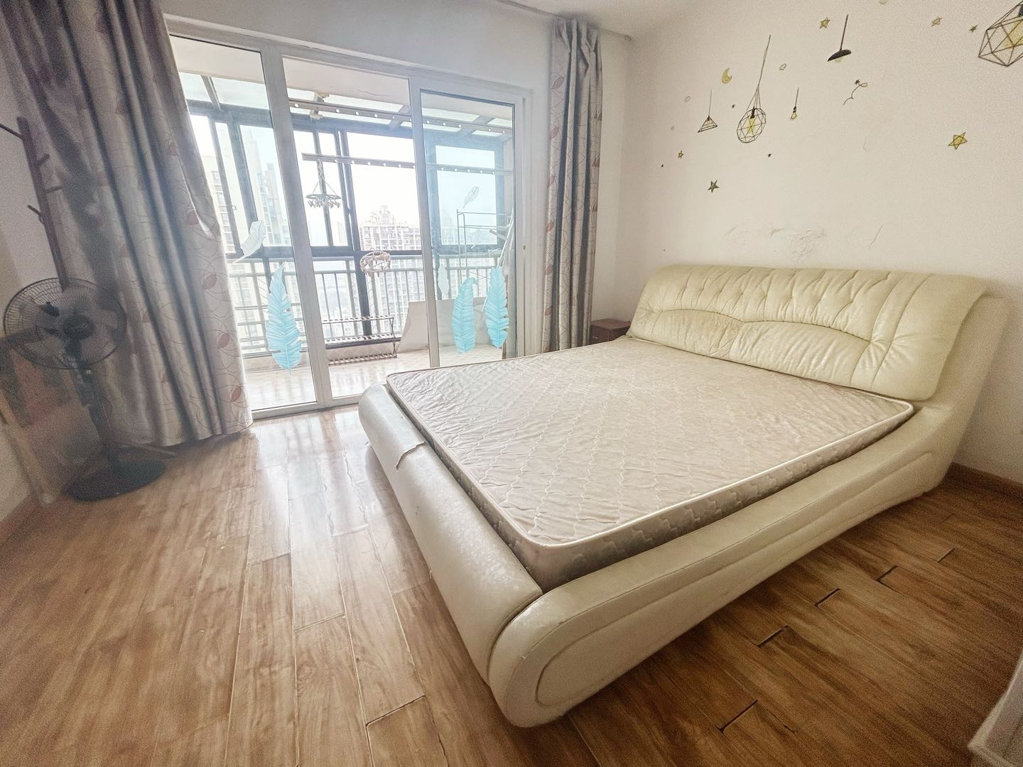 果壳里地城 随时看房·