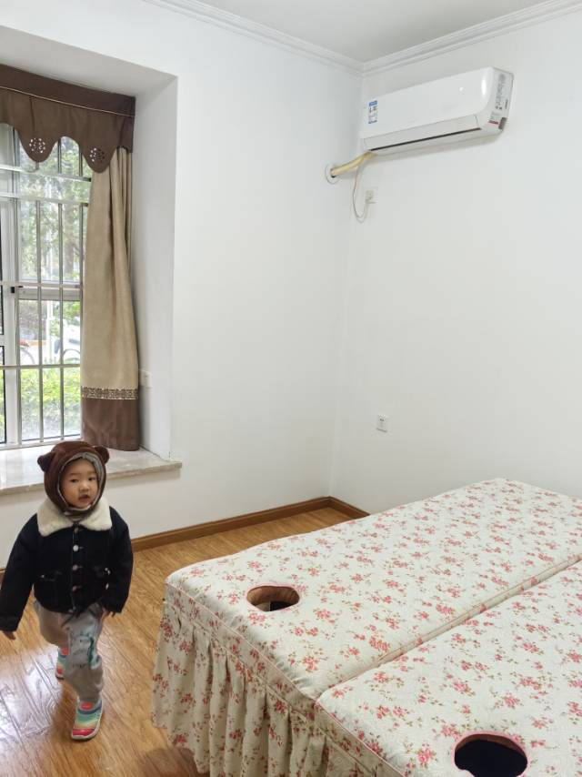 东郡B区 随时看房·