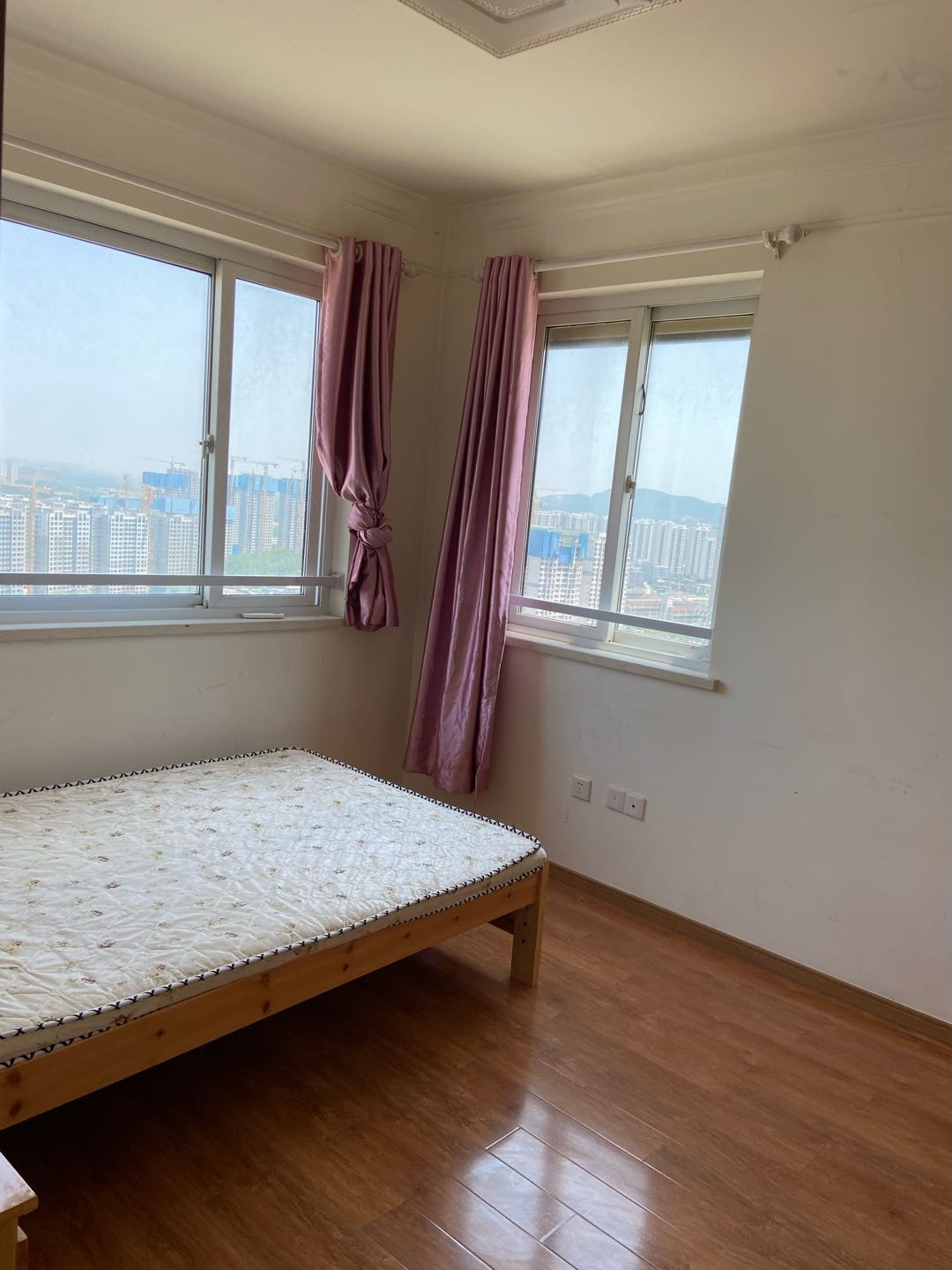 远洋绿地云峰公馆 随时看房·