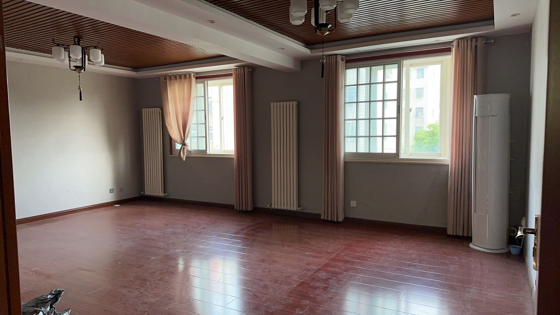 银杏花园 随时看房·