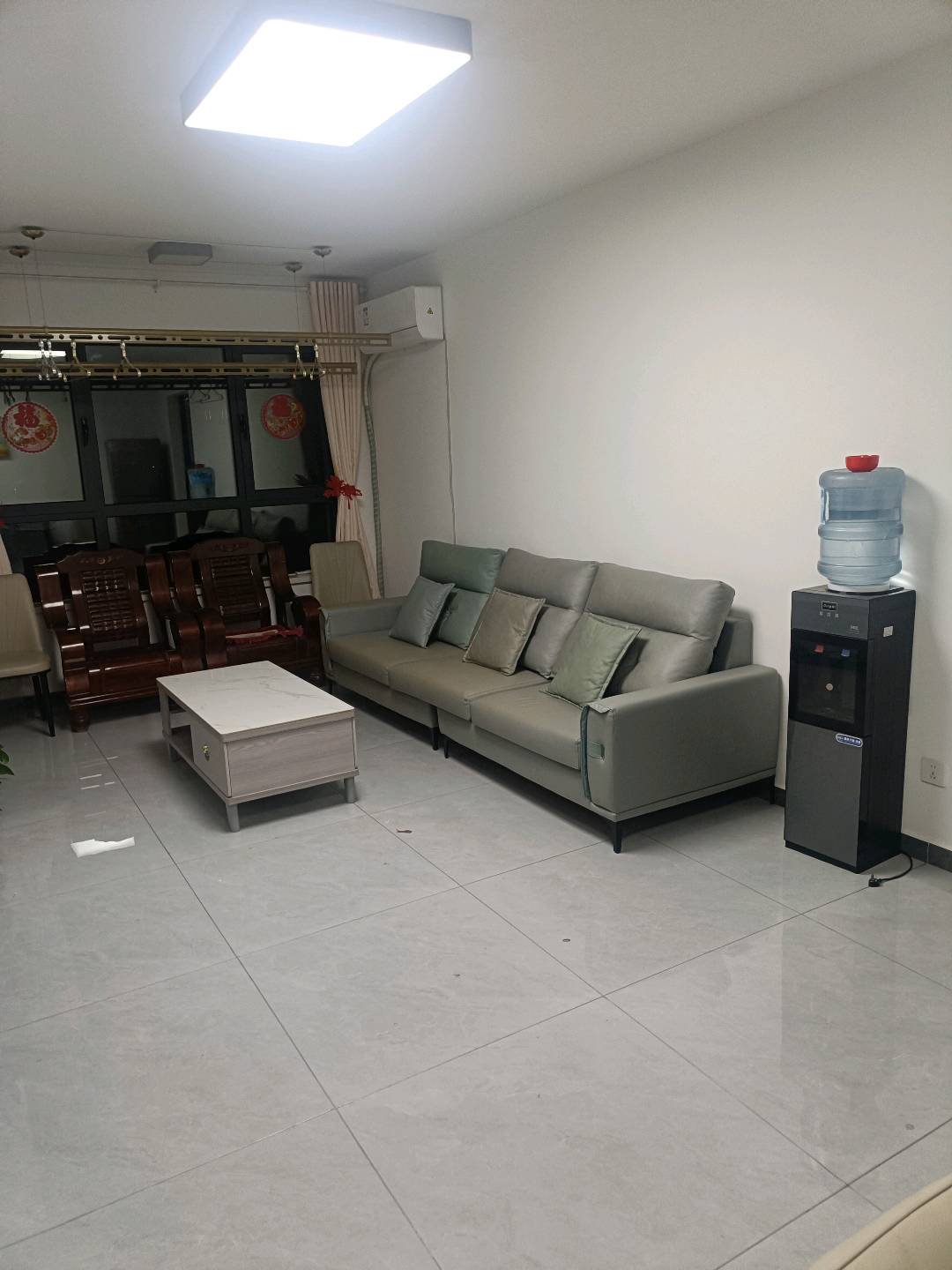 佳坊庭院 2居室 1100元/月