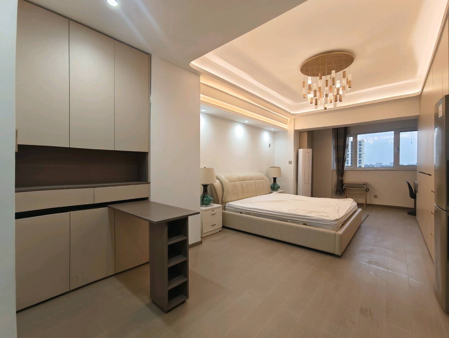 凤凰大都汇 1居室 1500元/月