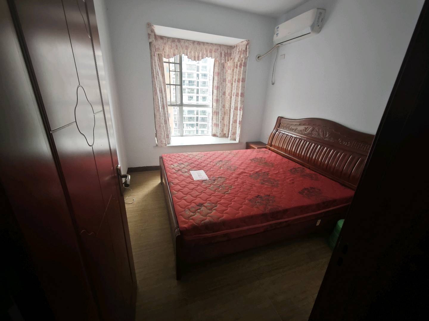 时尚家苑 随时看房·