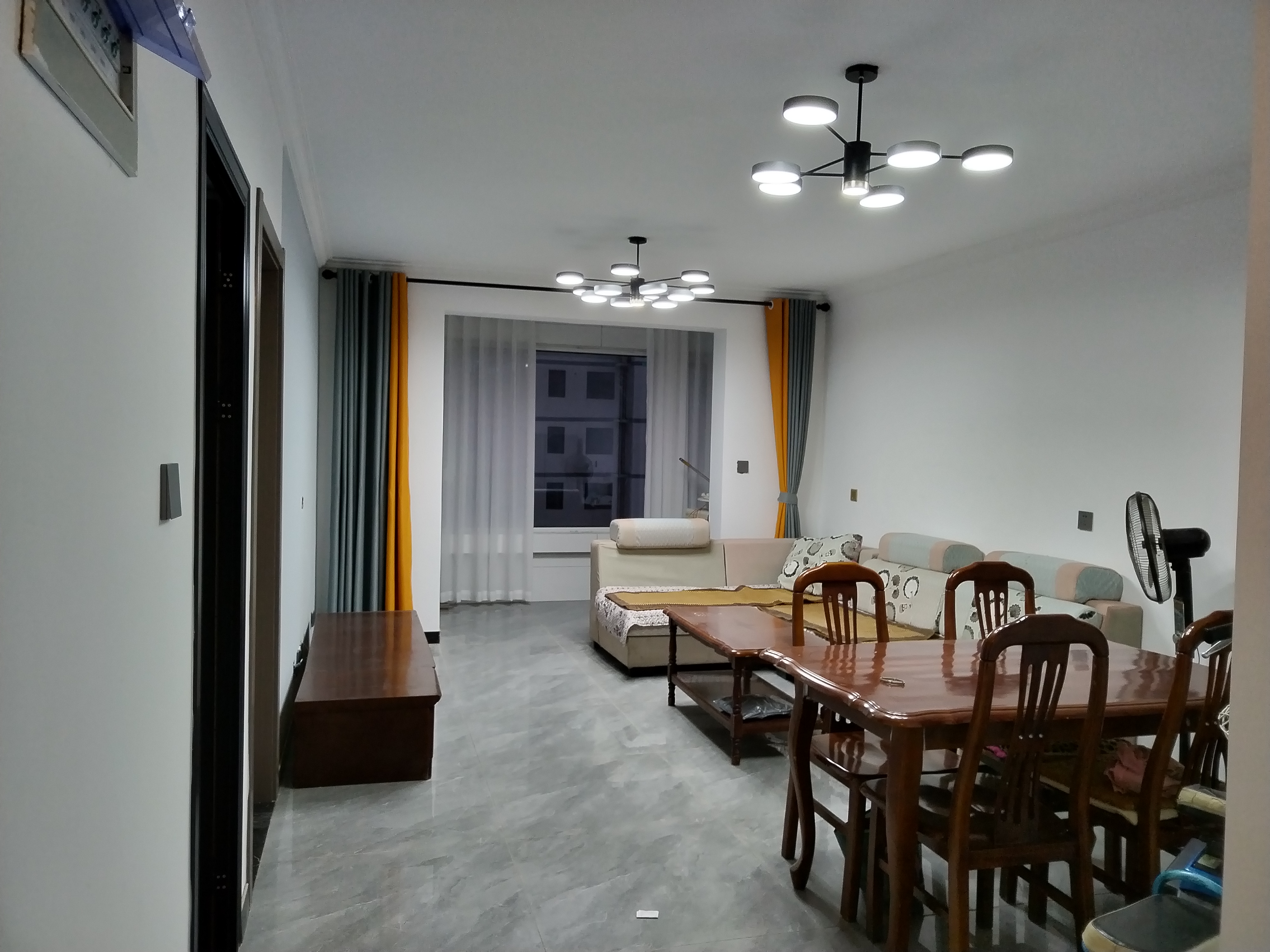 枫景华庭 随时看房·