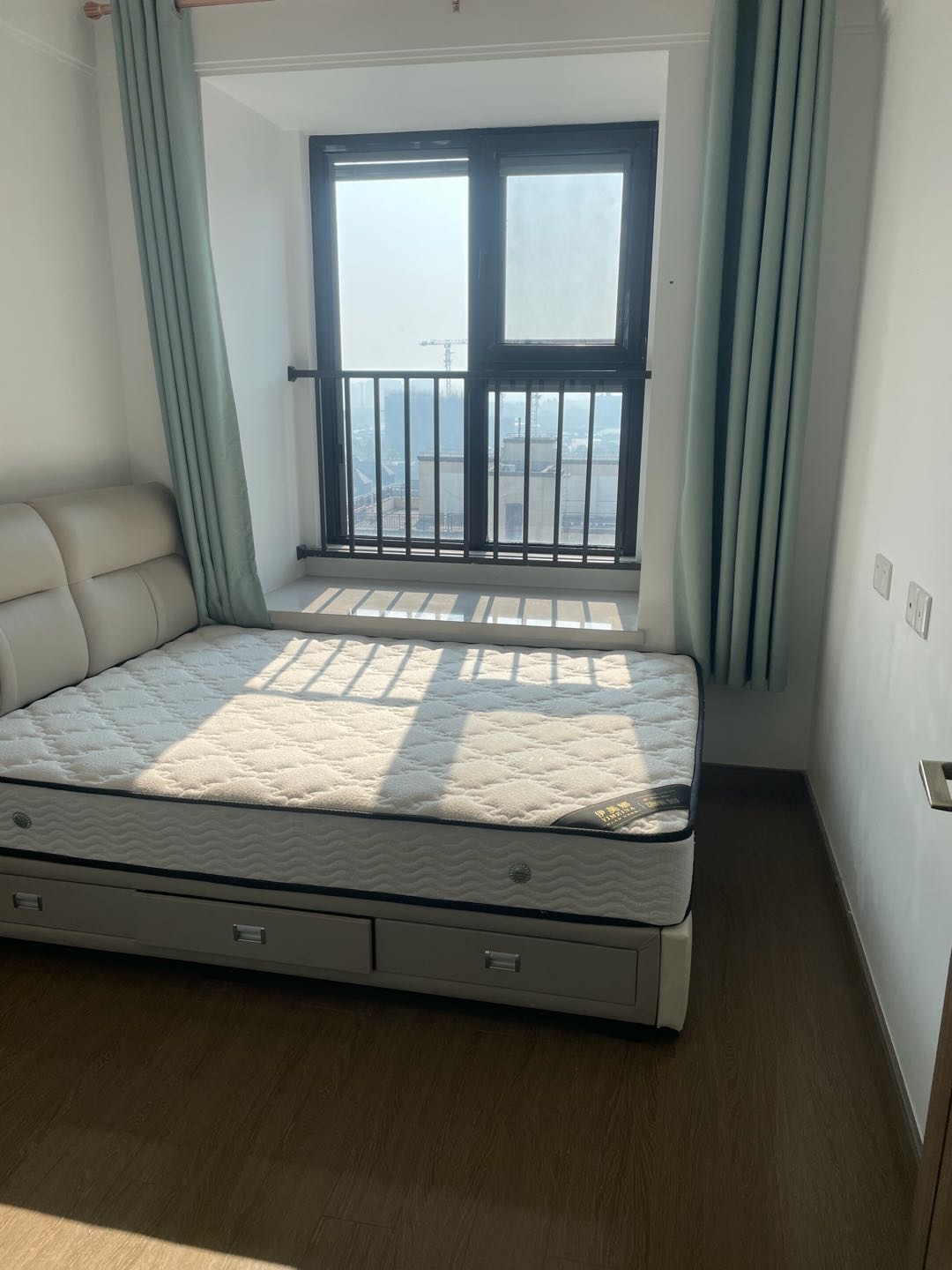 龙湖春江天越 随时看房·