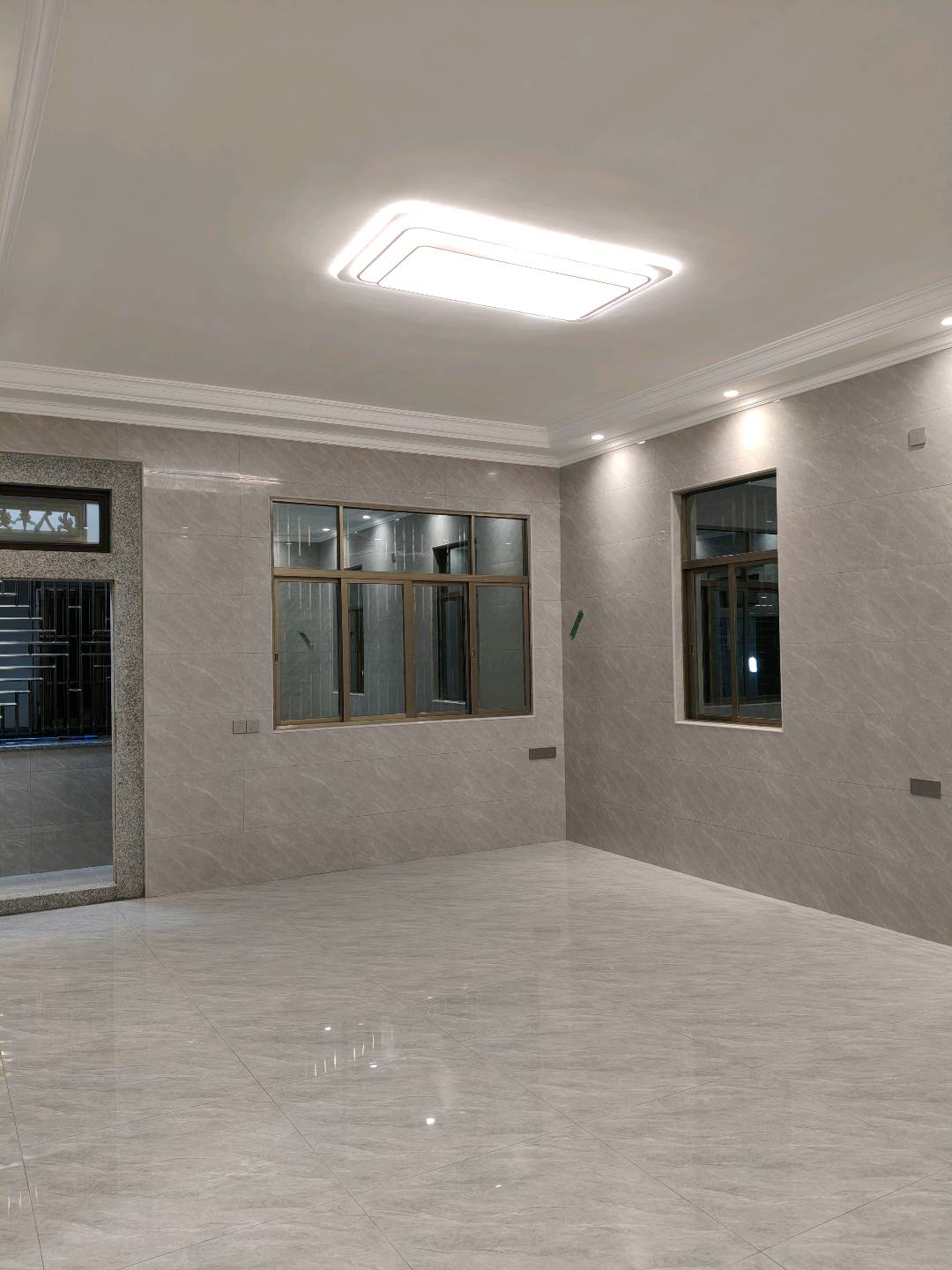 自建房 随时看房·