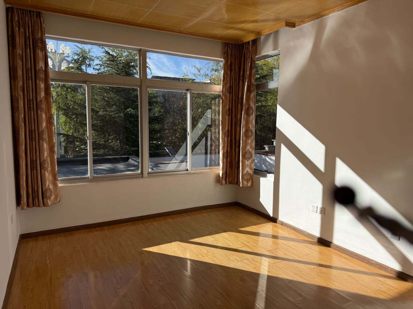 自治区公安厅阳光警苑）