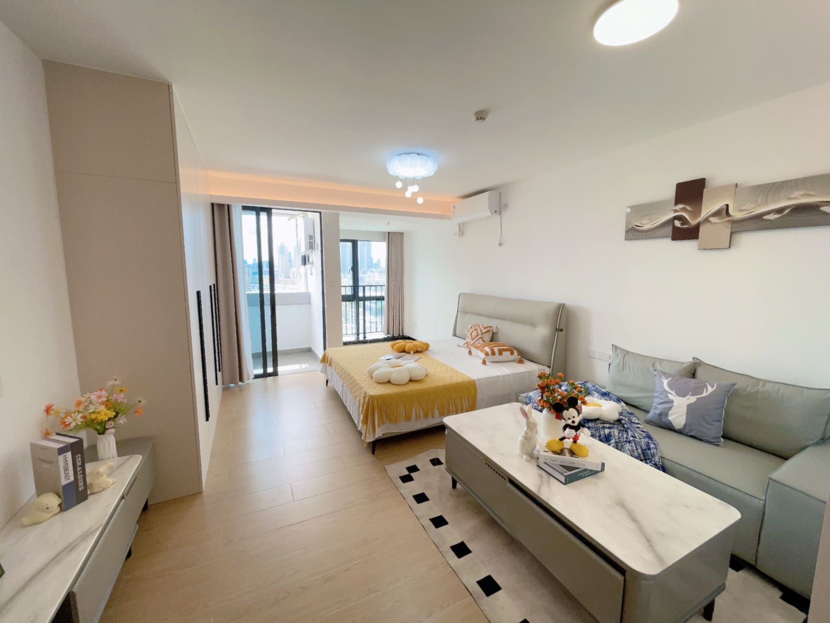 旭生大厦 1居室 4100元/月