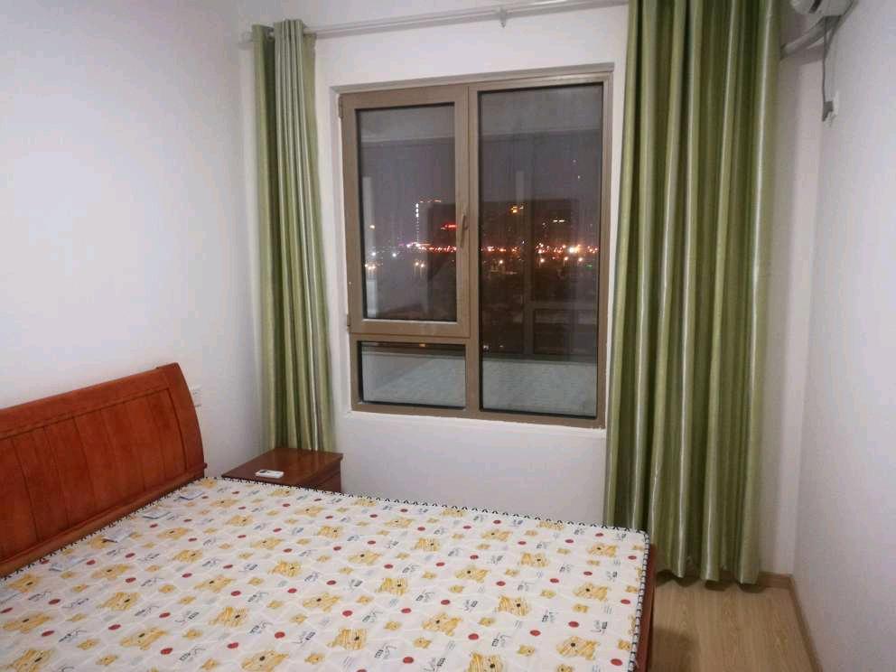 水岸清华瀚宫 随时看房·