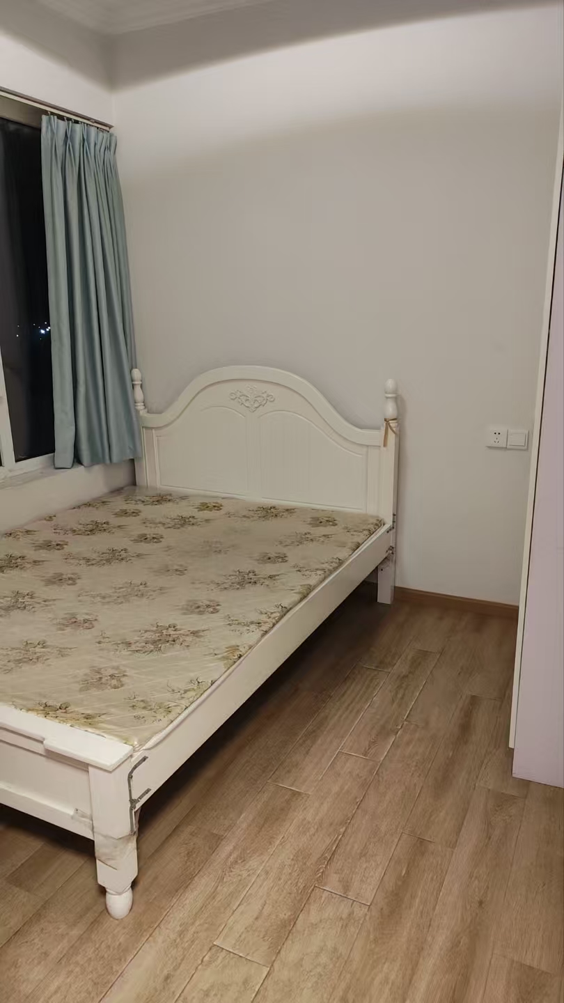 保利公园里 随时看房·