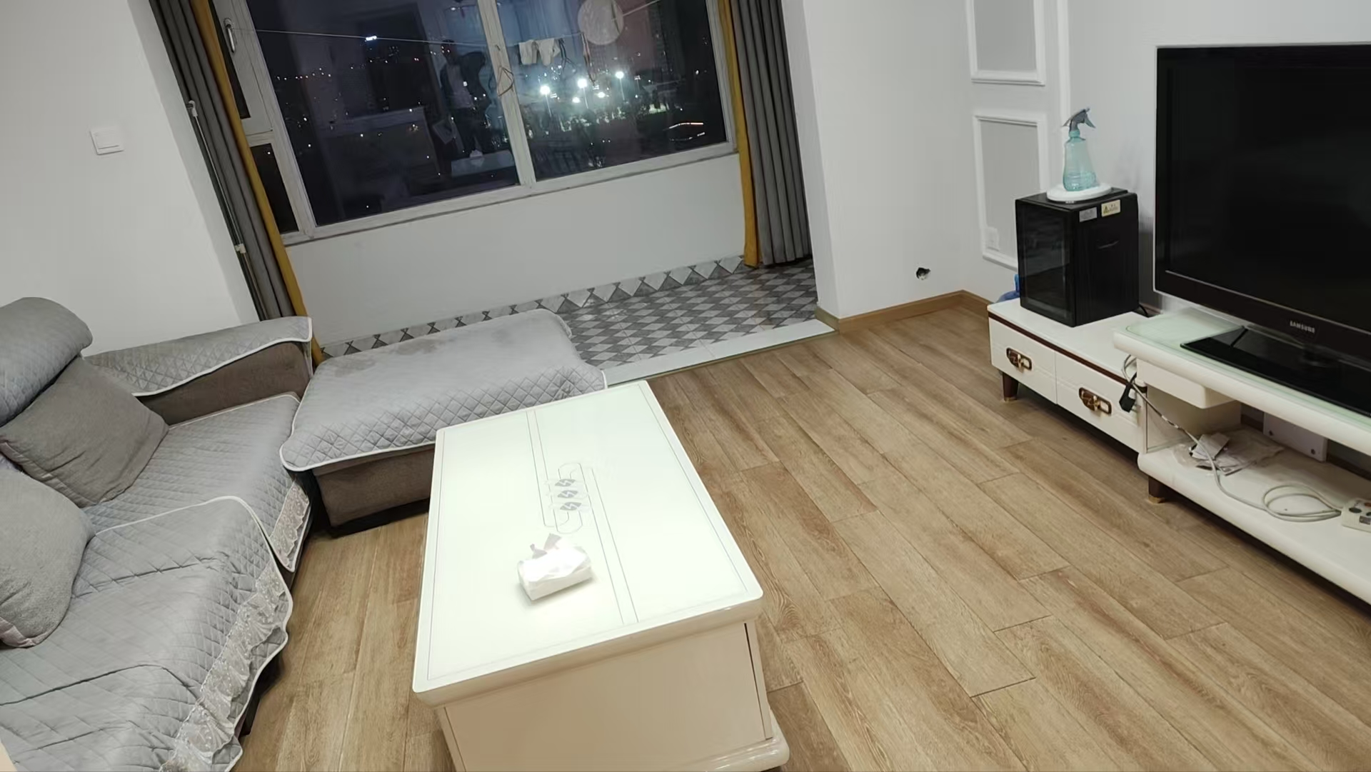 保利公园里 随时看房·