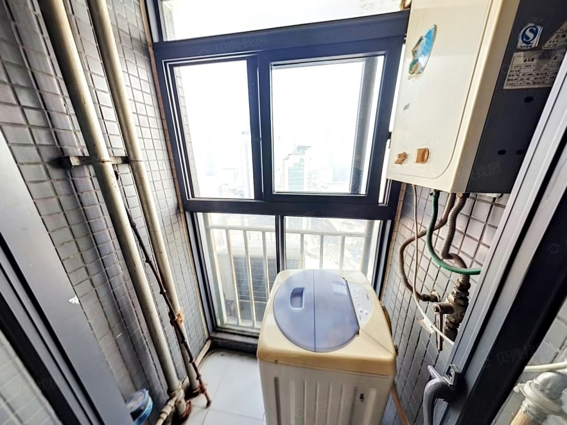 锦江区大业路财富中心 随时看房·