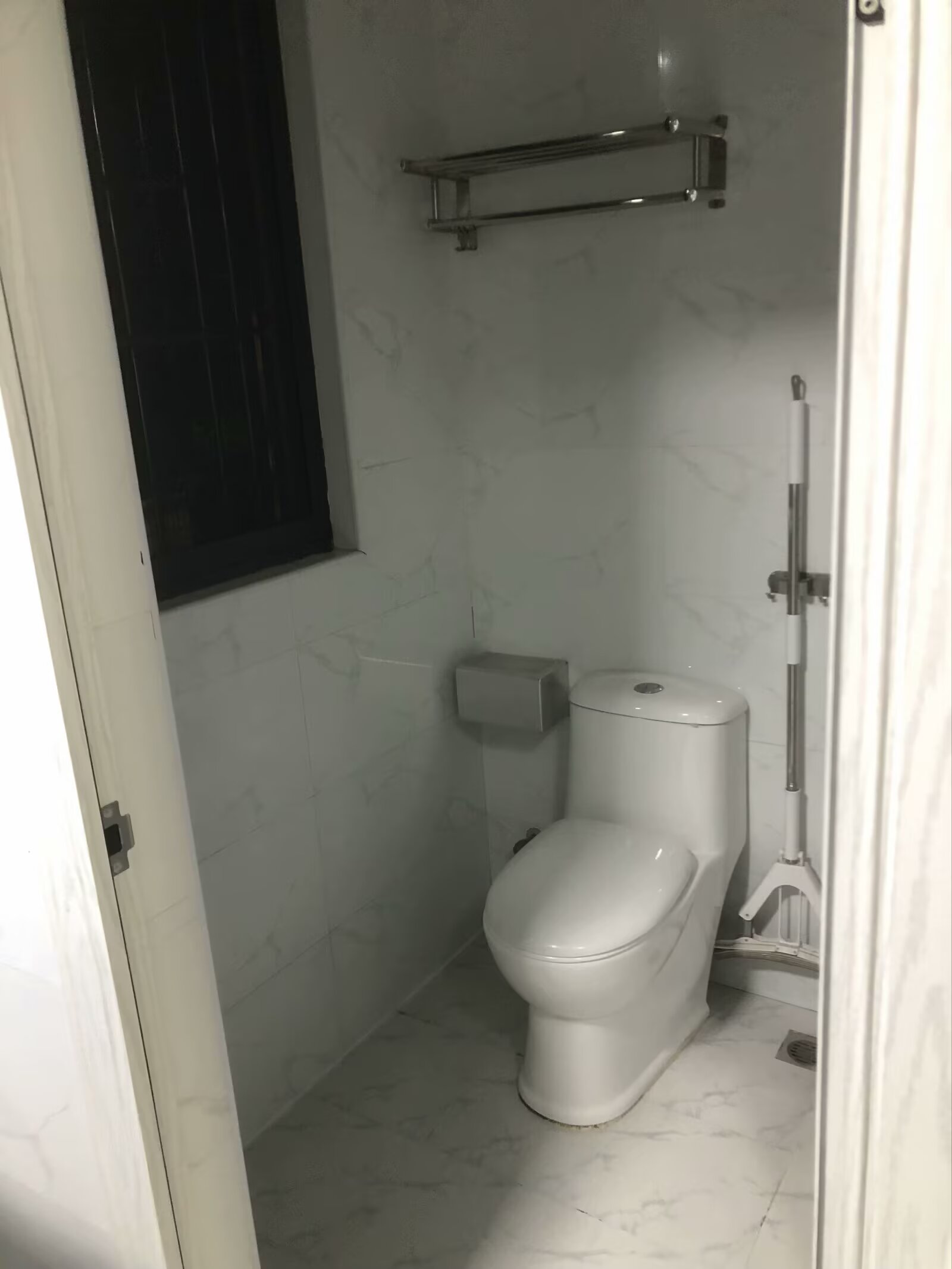 友兴家园43栋二单元 随时看房·