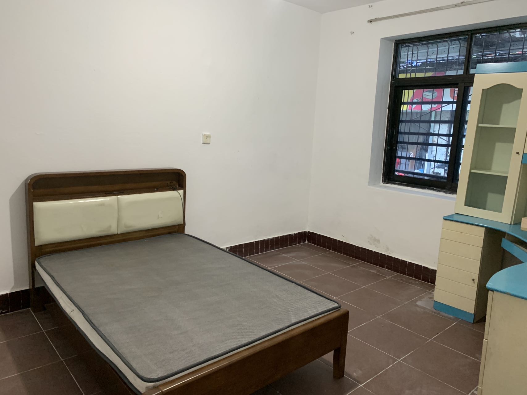 晒光坪64小区 随时看房·