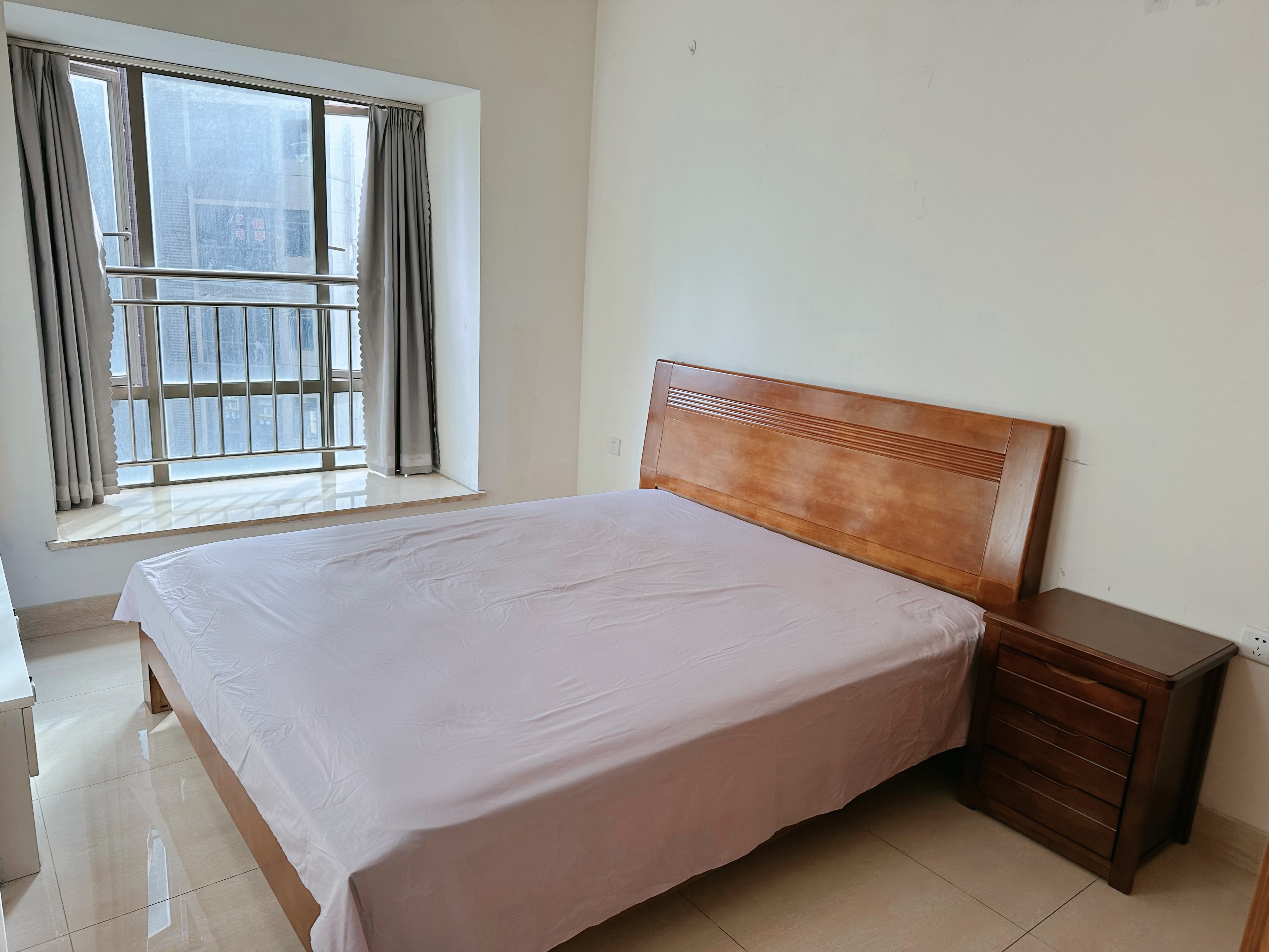 新塘惠百氏广场 随时看房·