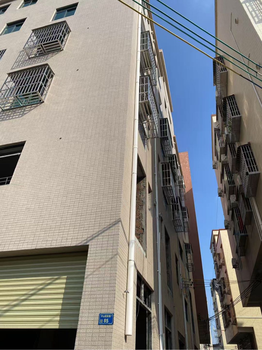 阳光公寓 随时看房·