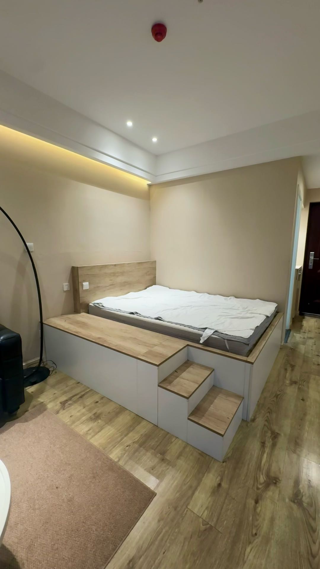 锦城南府猫先生公寓 随时看房·