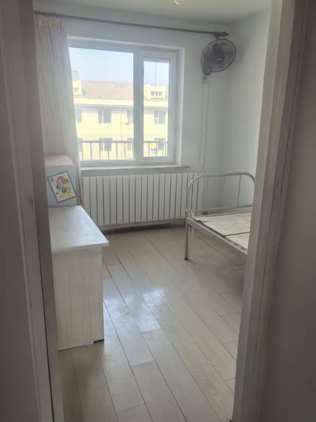 铁西区滨河B社区 随时看房·