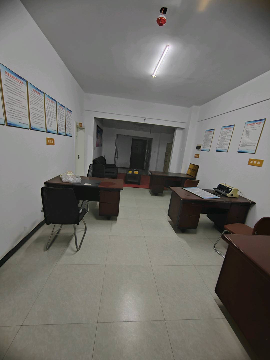 华桥信息大厦100平办公室出租 2居室 1200元/月