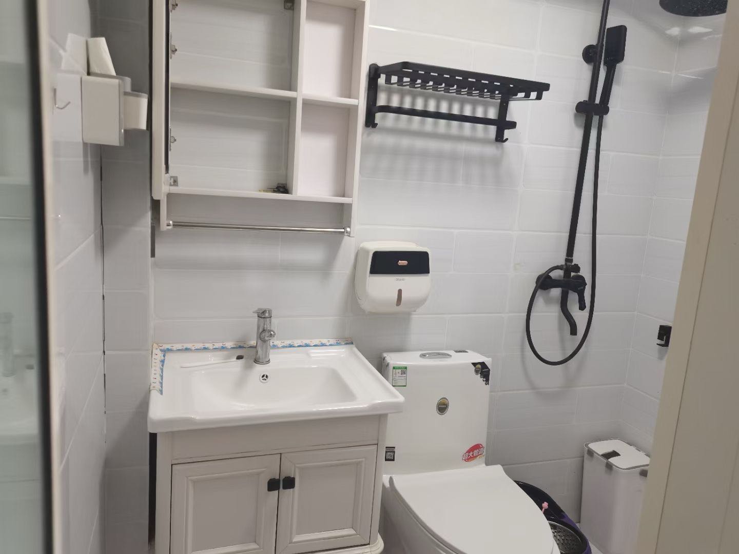 迪苑小区 随时看房·