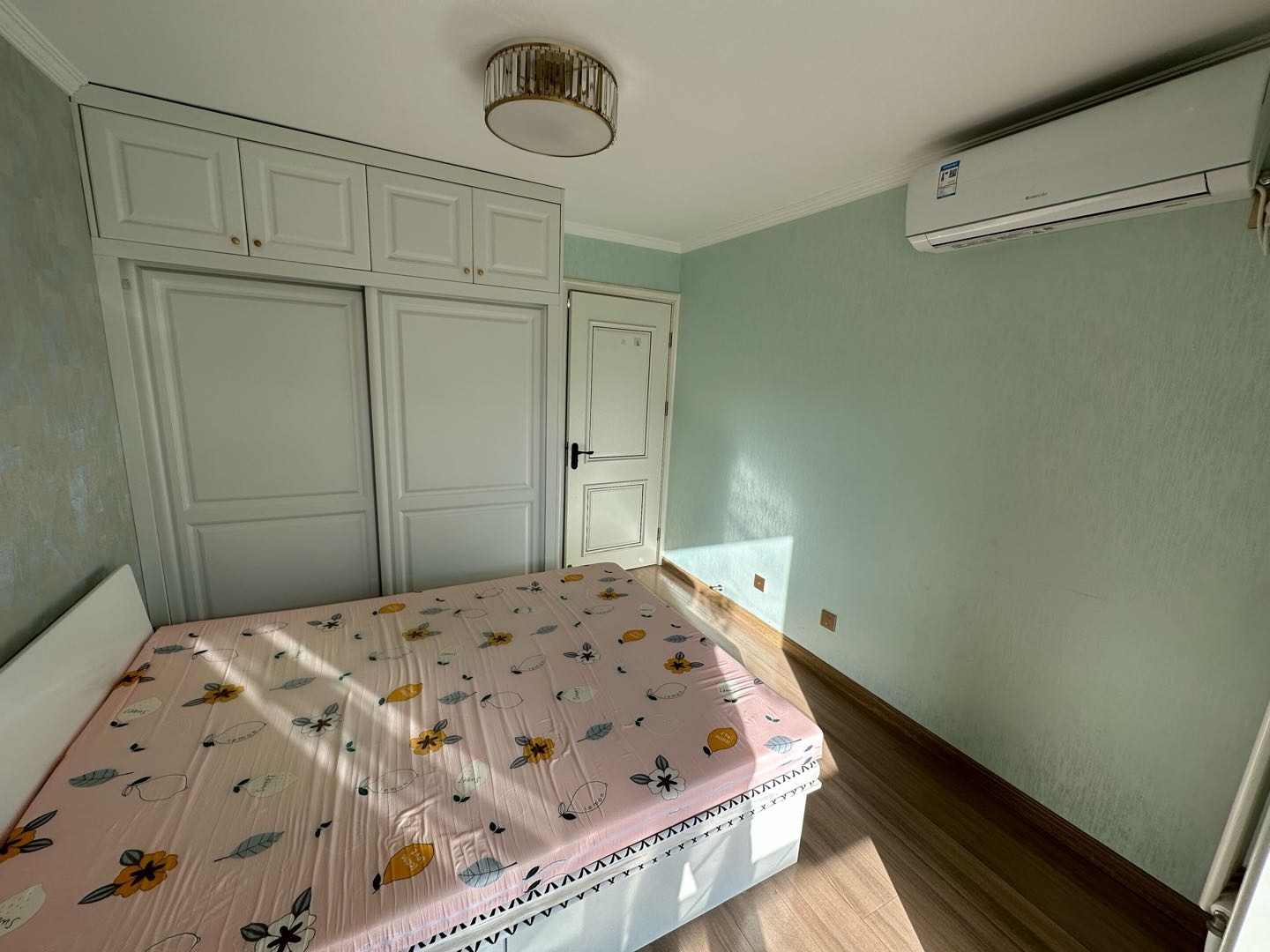 紫金新园三区 随时看房·