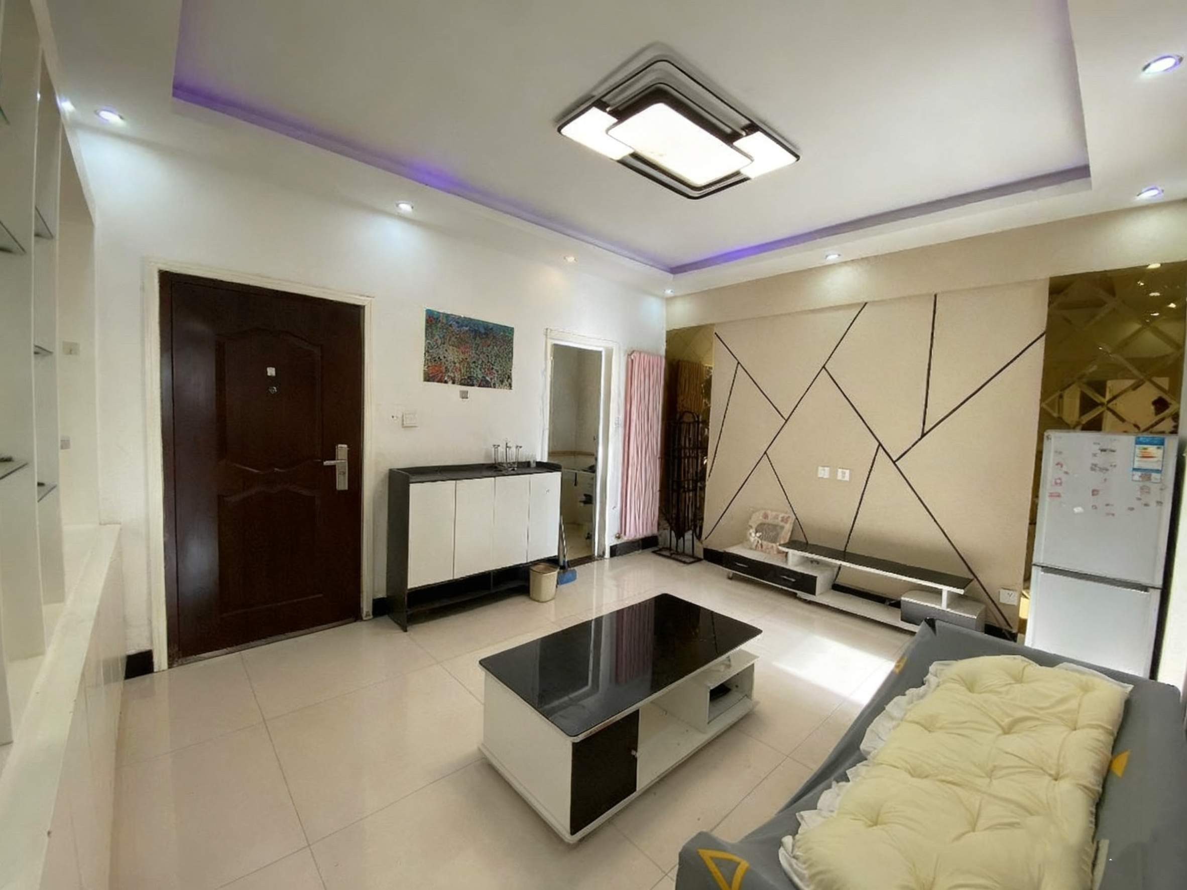 富田太阳城3期 2居室 1400元/月