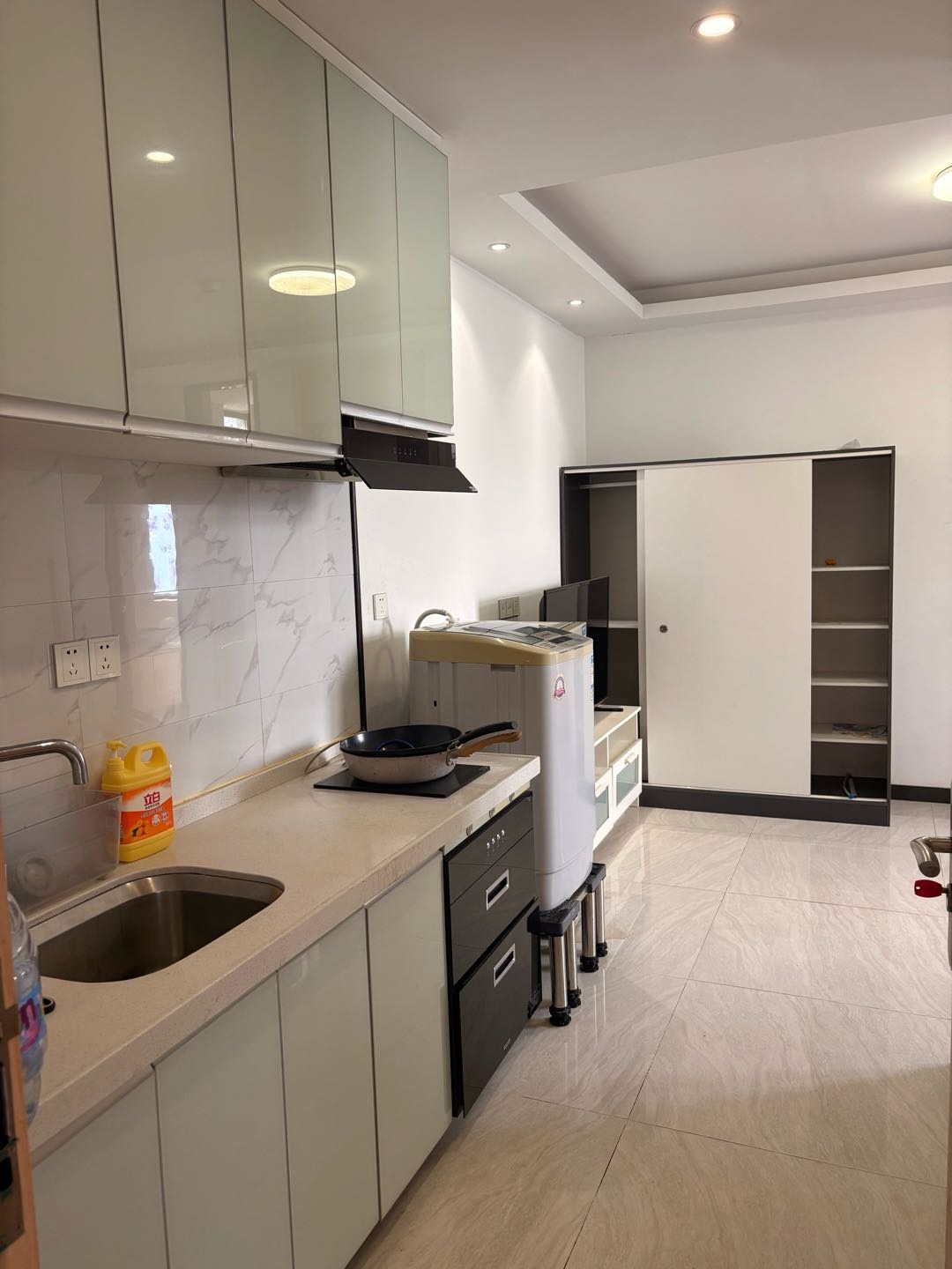 麒麟广场 随时看房·