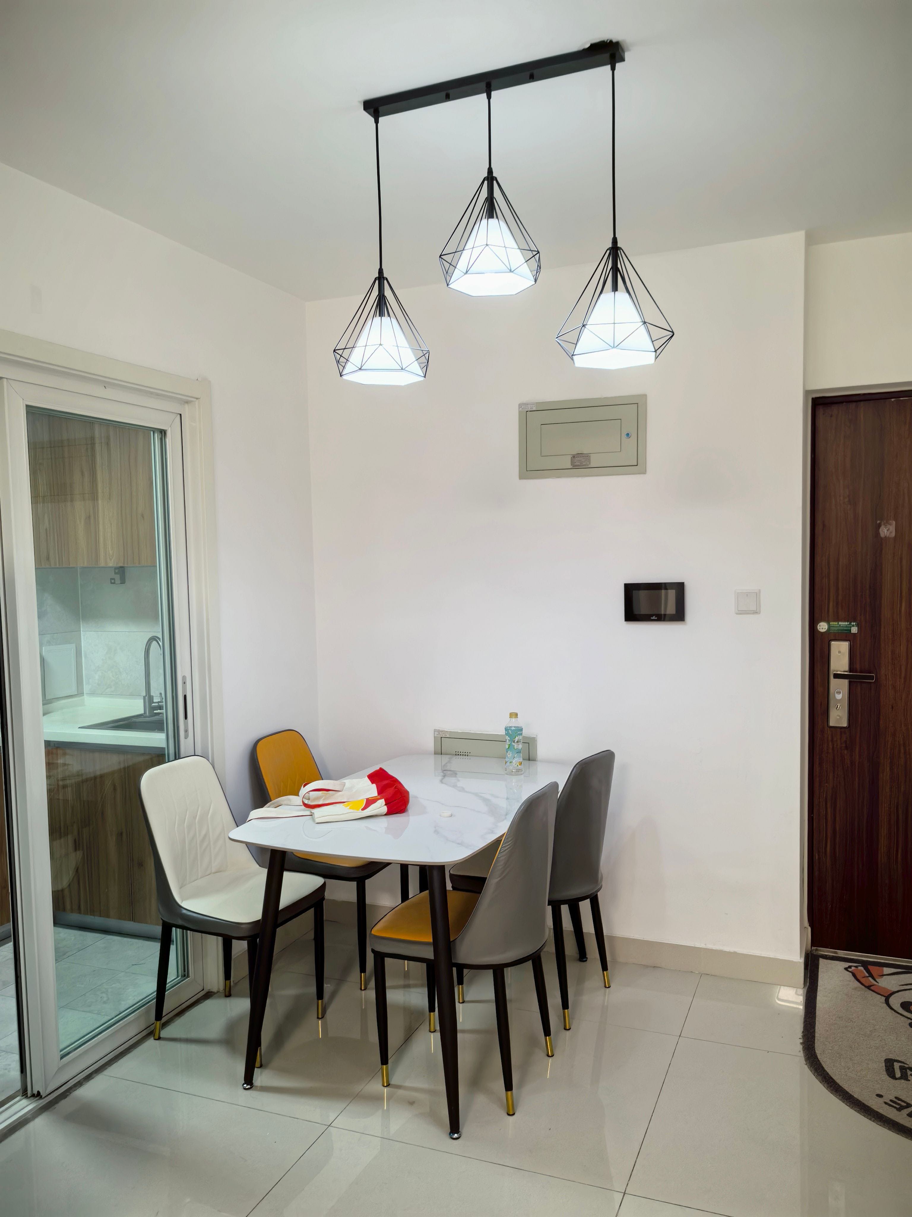 康营家园四期 2居室 5600元/月