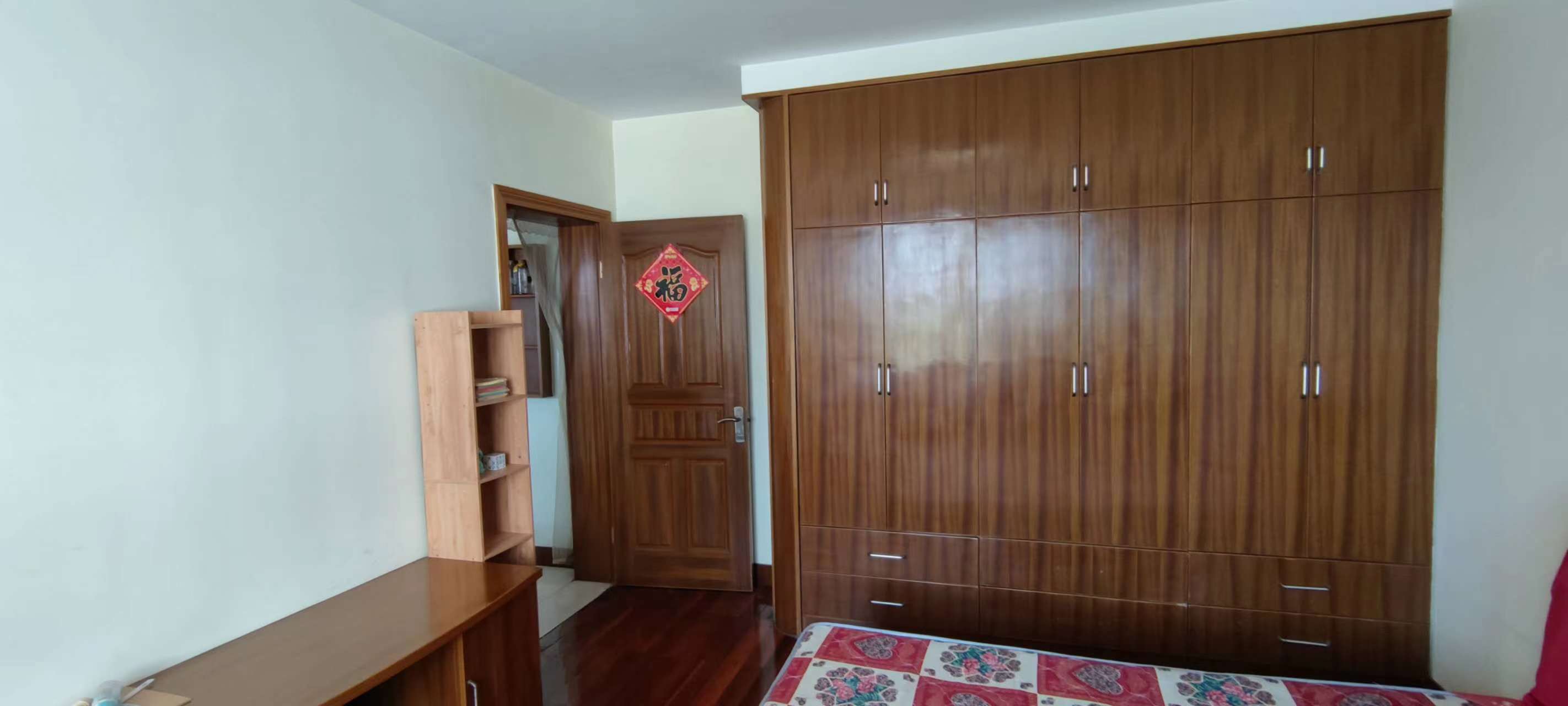 奉化区南山路157-4）