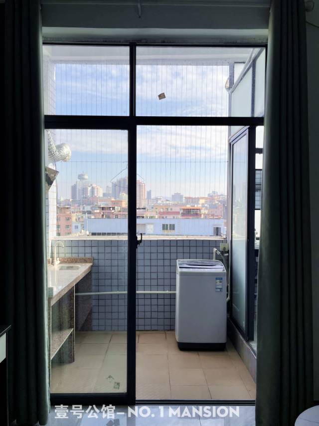 东莞常平镇天鹅湖路壹号公馆 随时看房·