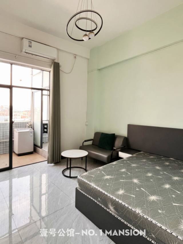 东莞常平镇天鹅湖路壹号公馆 随时看房·