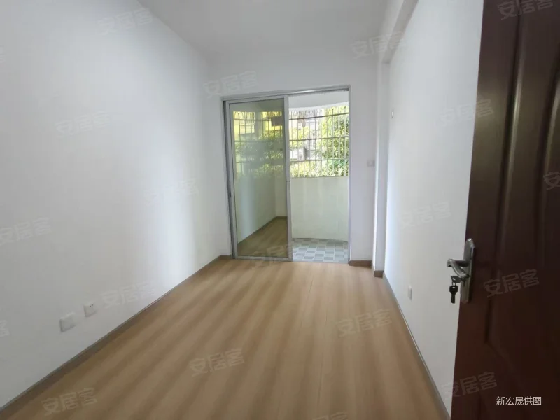 新惠小区B 随时看房·