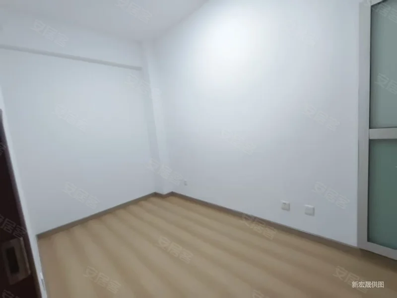 新惠小区B 随时看房·