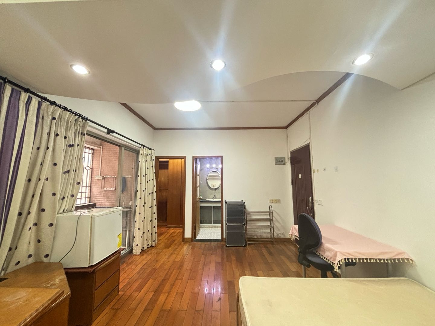 江湾花苑 随时看房·