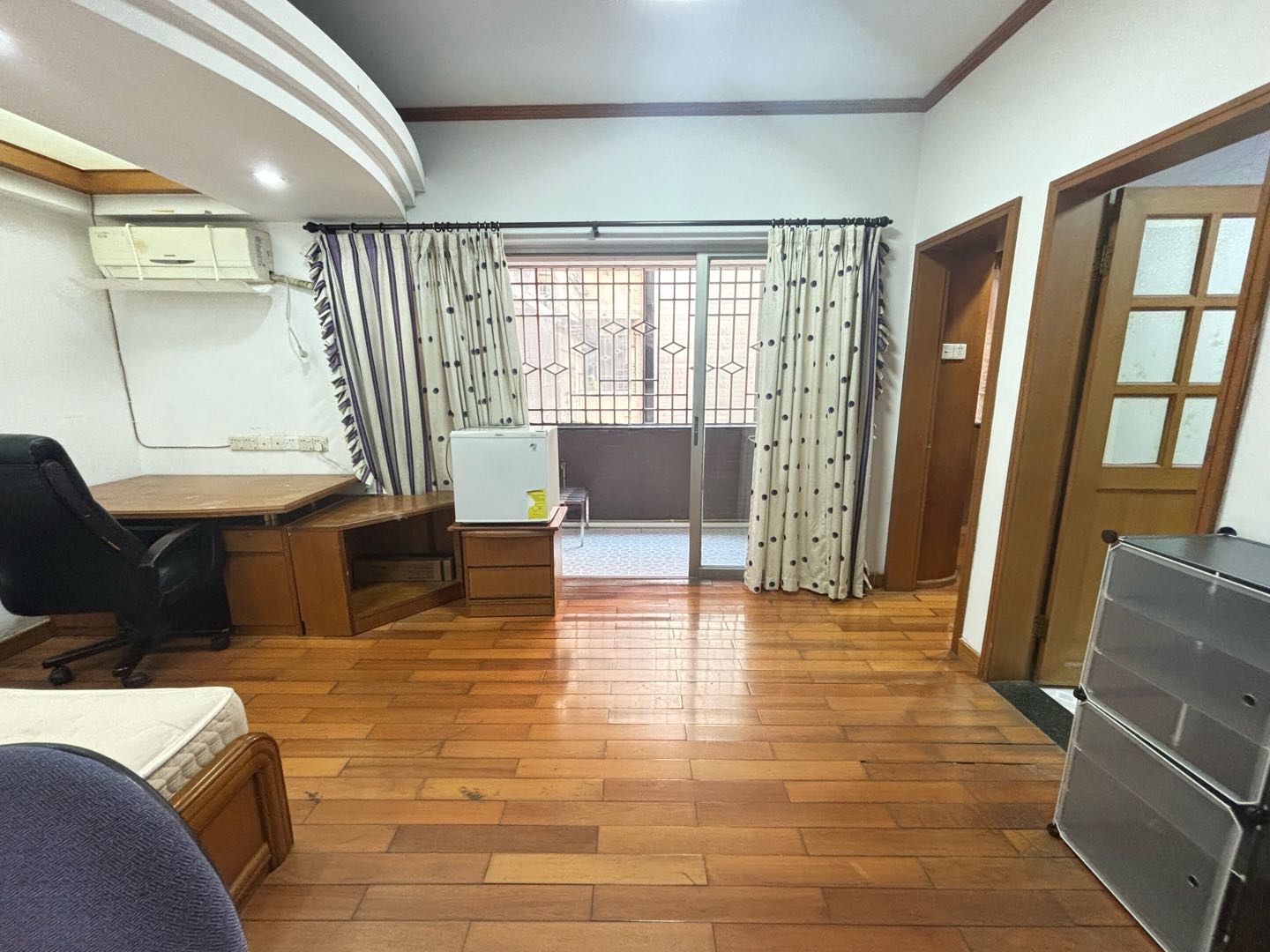 江湾花苑 随时看房·