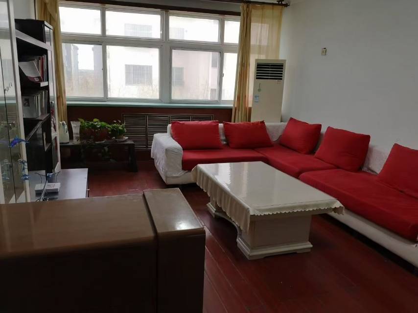 泰华花园 2居室 1100元/月