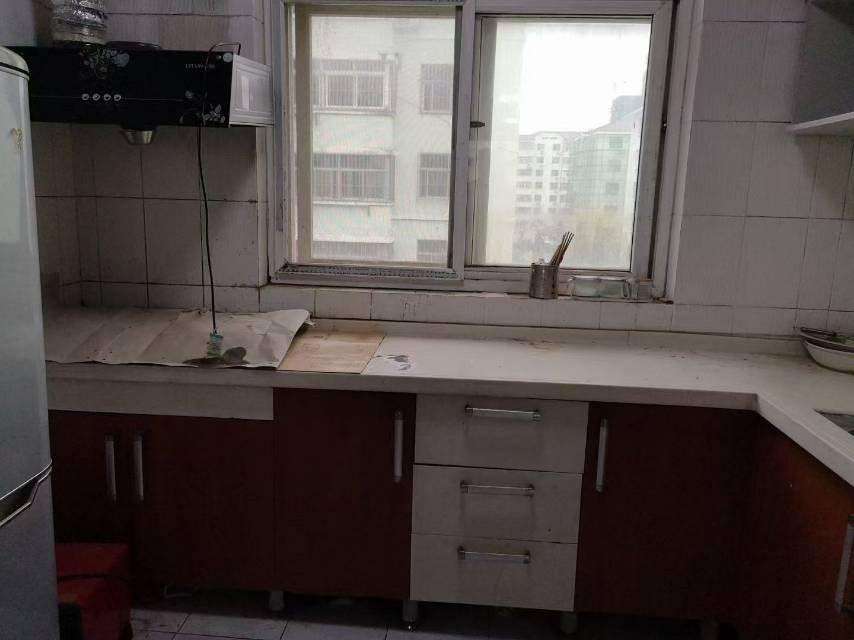 泰华花园 随时看房·