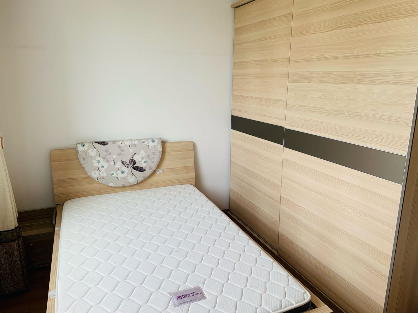 保利香槟一期 随时看房·