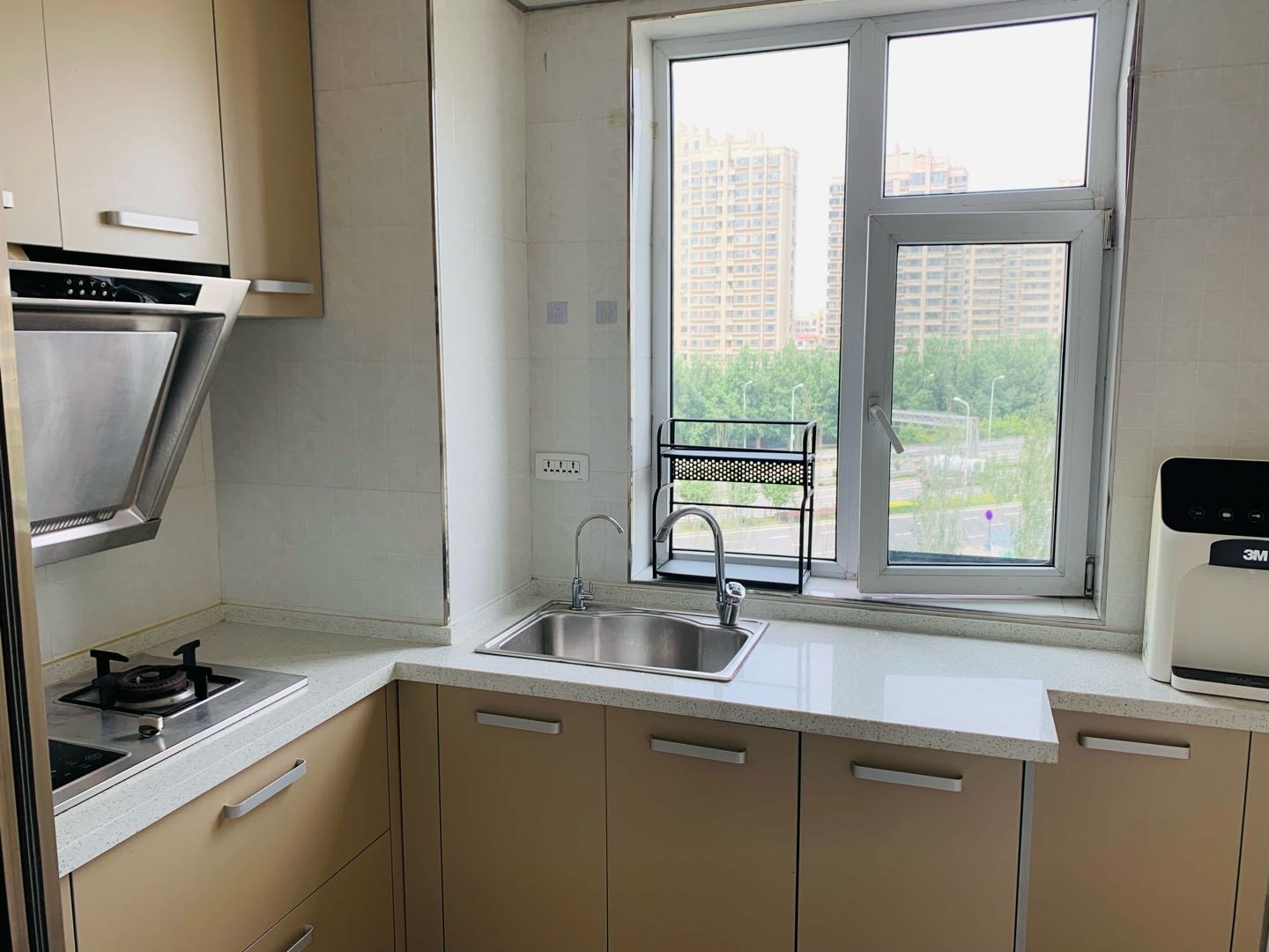 保利香槟一期 随时看房·