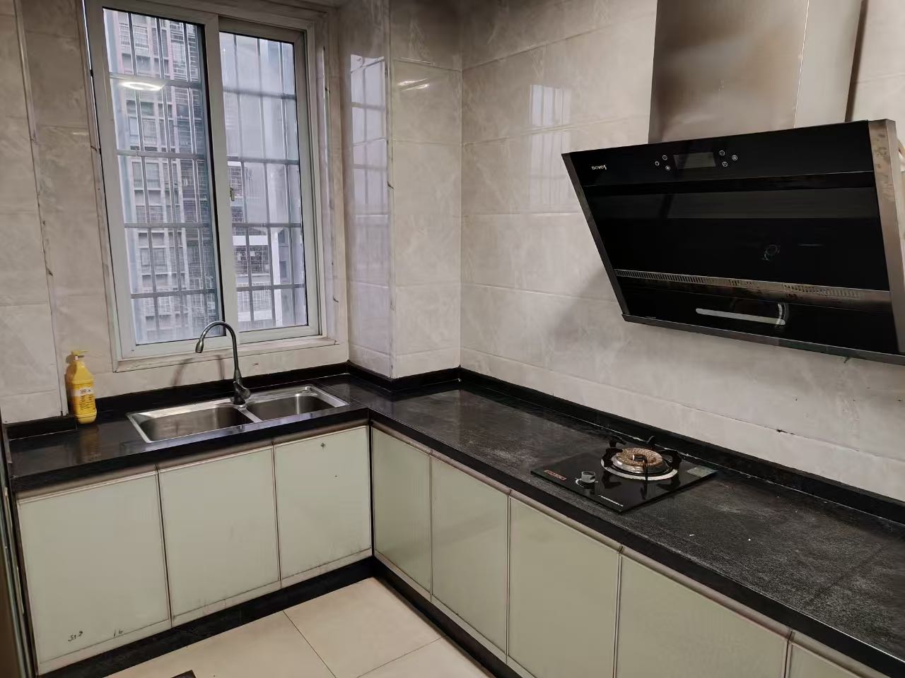 奥园迎宾花园 随时看房·