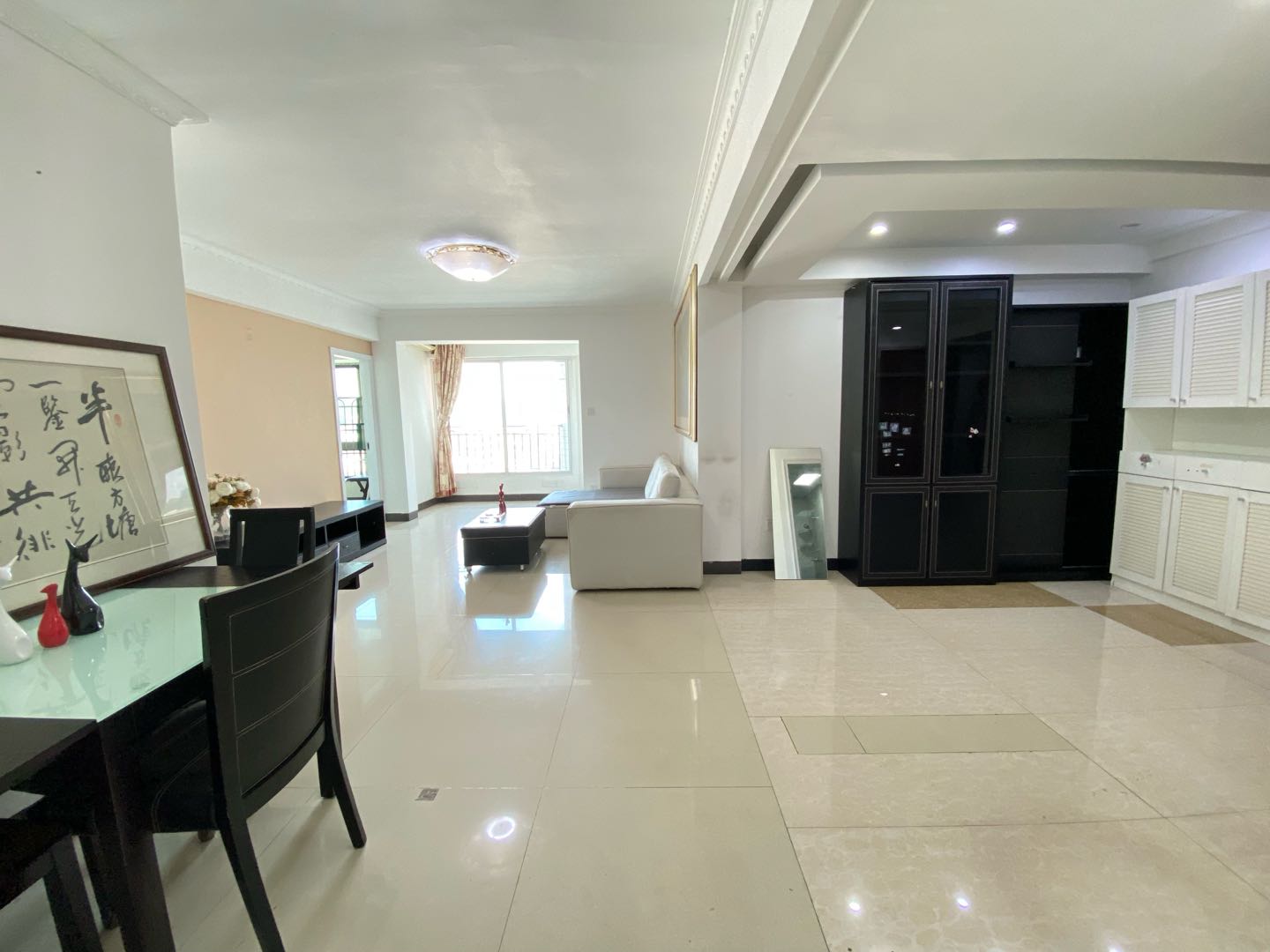 国龙大厦 随时看房·