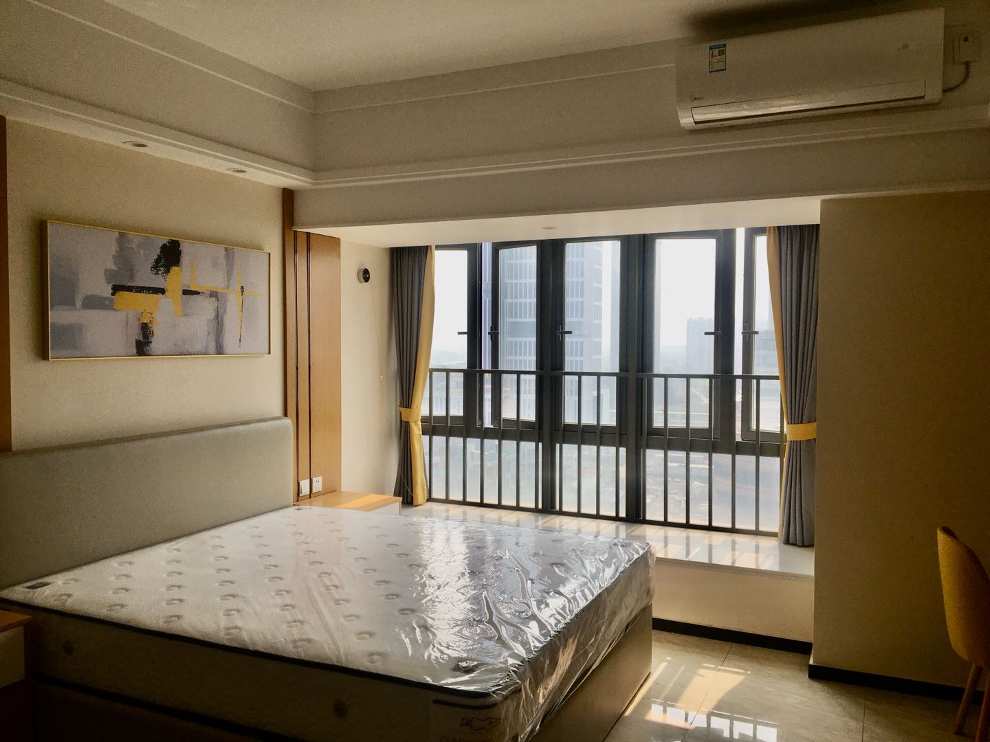 佛山新城百顺道6号御龙湾公寓 随时看房·